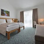 Hotel Wellness Happy Star 4*