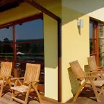 Wellness Happy Star 4* Hnanice (Znojmo)