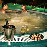 Wellness Happy Star 4* Hnanice (Znojmo)
