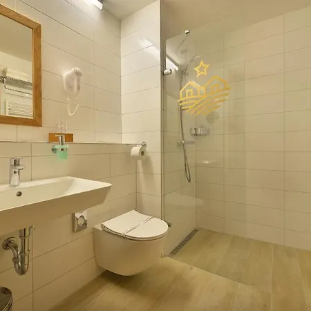 Wellness Happy Star Szálloda 4*