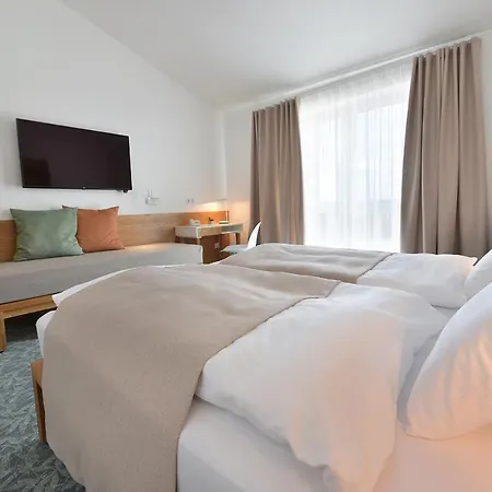 Szálloda Wellness Happy Star