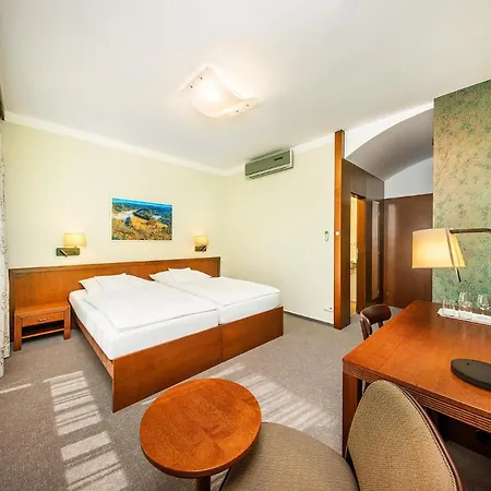 Wellness Happy Star Hotel
