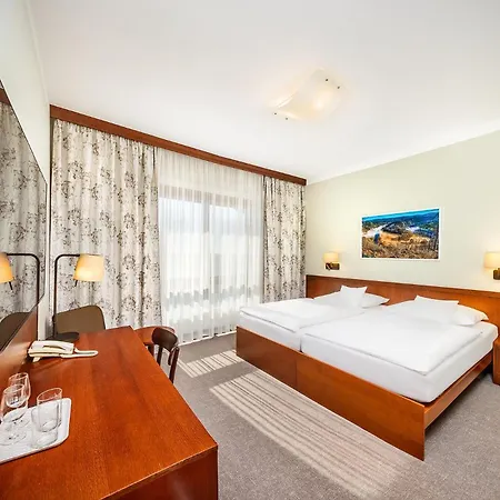 Wellness Happy Star Szálloda 4*