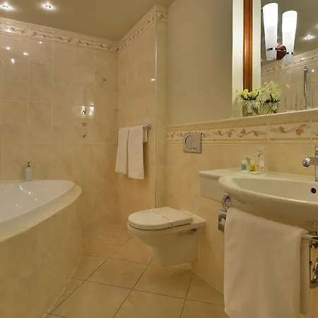 Wellness Happy Star Hotel