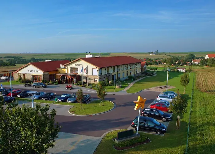 Hotel Wellness Happy Star 4*