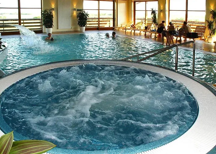 Wellness Happy Star 4* Hnanice (Znojmo)